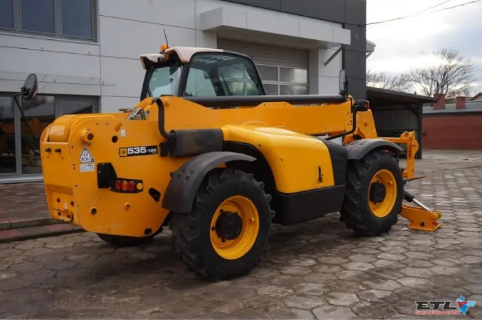 Телескопический погрузчик JCB 535-125 2010 г- фото № 7
