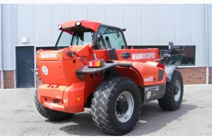 Телескопический погрузчик MANITOU MLT 845 120 LSU 2011 г- фото № 2