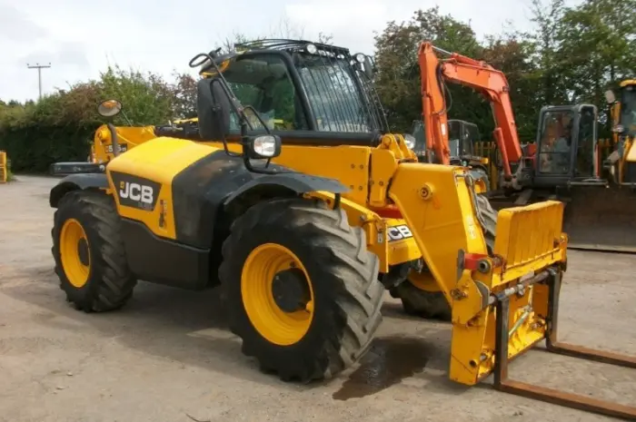 Телескопический погрузчик JCB 535-95 2013 года- фото № 6