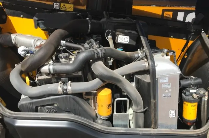 Телескопический погрузчик JCB 535-95 по доступной цене- фото № 7