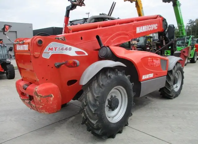 Телескопический погрузчик Manitou MT 1440 Privilege- фото № 6