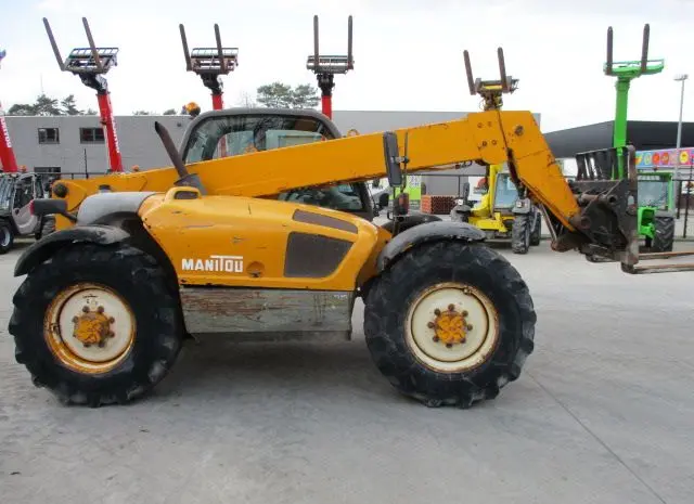 Спецтехника б/у. Телескопический погрузчик Manitou MT 732- фото № 13