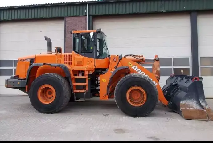 Фронтальный погрузчик Doosan DL 400- фото № 7