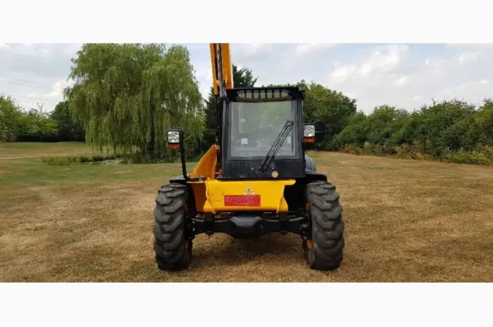 Телескопический погрузчик JCB 524-50 2011 года- фото № 3