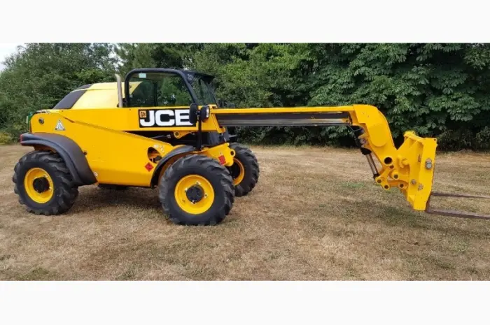 Телескопический погрузчик JCB 524-50 2011 года- фото № 6