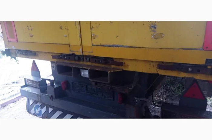 Вантажний сідловий тягач MAN TGA 18.440 з напівпричіпом (Штора)- фото № 13