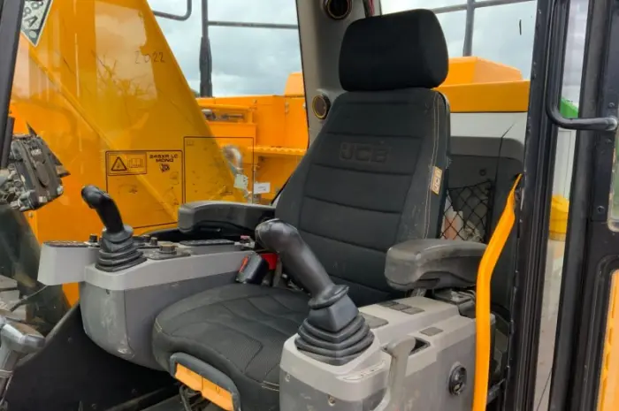 JCB 245 XR 2021 рік- фото № 10