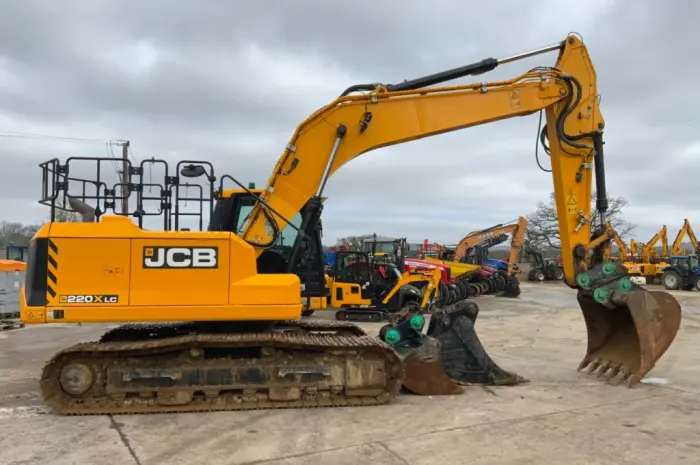 JCB 220X L SV 2024 рік- фото № 1