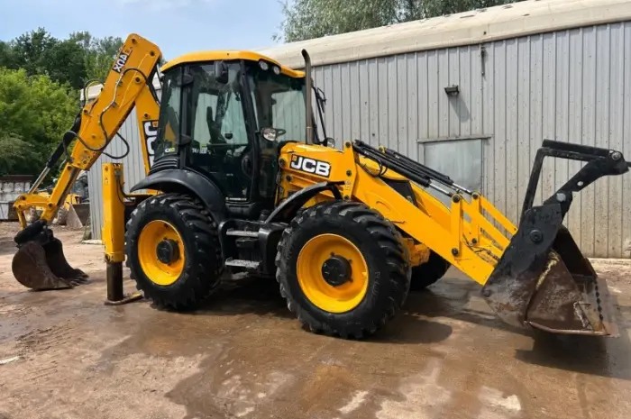 JCB 4CX 2018 рік- фото № 1
