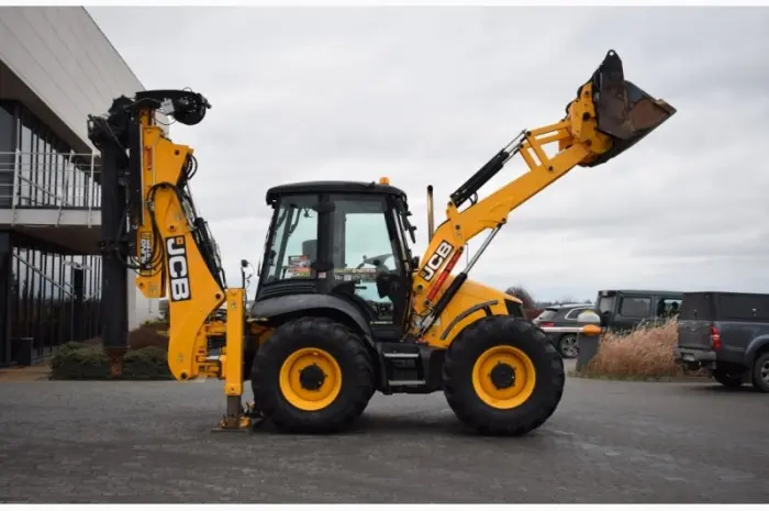 JCB 4CX Piling Master 2017 р- фото № 2