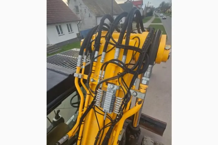 JCB JS 200 W 2012 рік- фото № 4