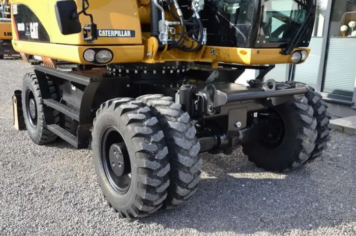CATERPILLAR M315D 2015 рік- фото № 3