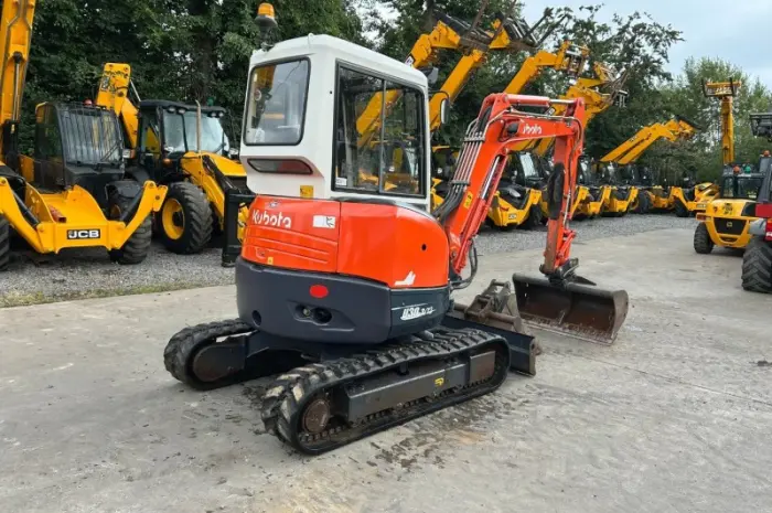 Kubota U30 2010 рік- фото № 5