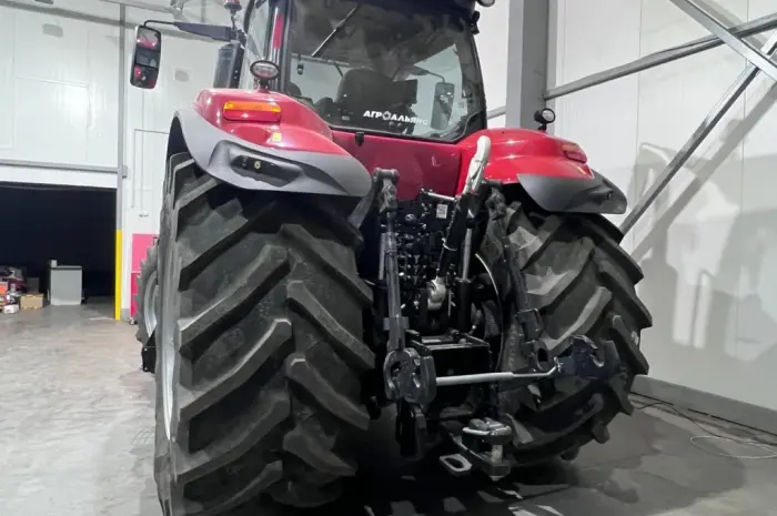 Трактор колісний Case IH Magnum 400- фото № 2