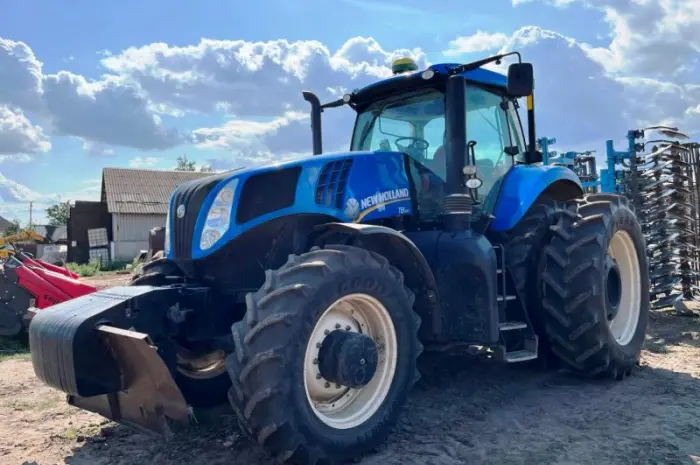 Трактор колісний New Holland T8.410- фото № 1