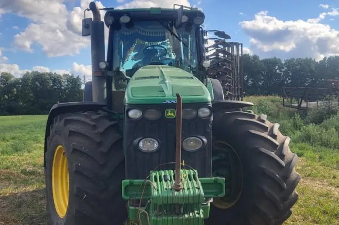 Трактор колісний John Deere 8430- фото № 5