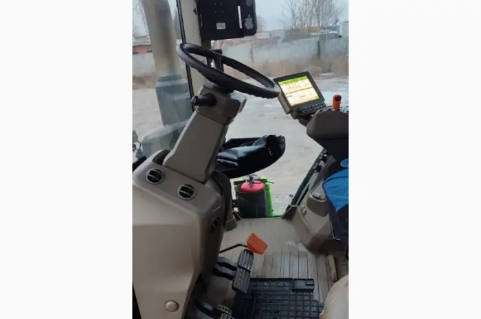 Трактор колісний John Deere 8R 340- фото № 6