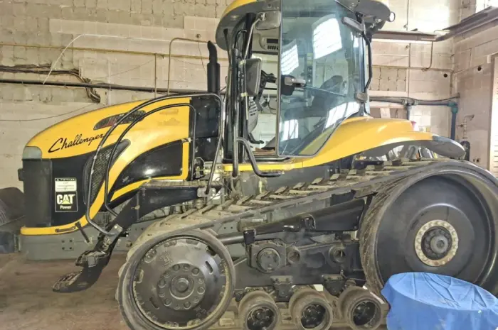 Трактор гусеничний Challenger MT765B- фото № 1