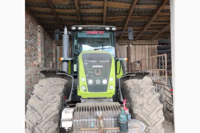 Тактор колісний Claas Axion 850- фото № 2
