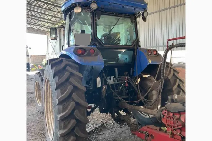 Трактор New Holland TD5.110- фото № 6