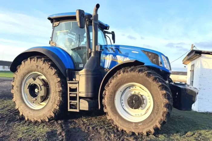 Трактор New Holland T7.315- фото № 1
