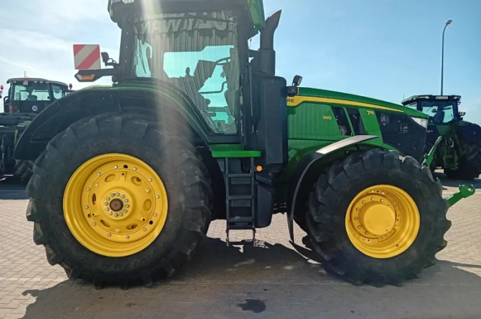 Трактор John Deere 7R310- фото № 7