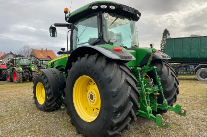 John Deere 8310R 2013 рік- фото № 4