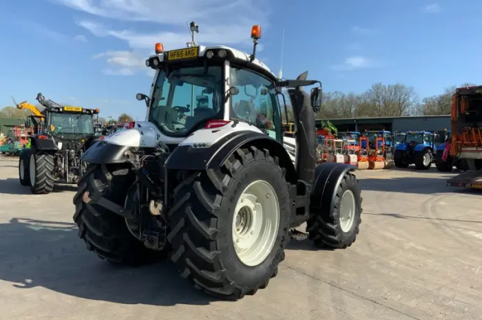 Valtra T234 Versu Twin Trac 2015 р- фото № 3