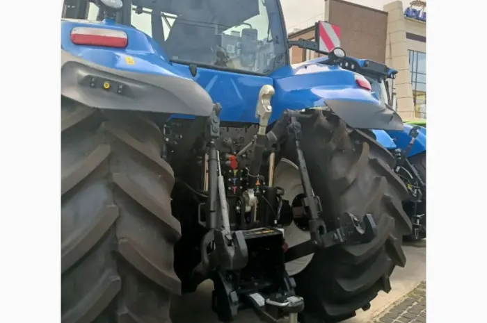 Трактор New Holland T8.410 GENESIS- фото № 3