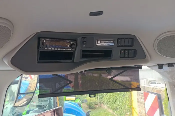 Трактор New Holland T8.410 GENESIS- фото № 8