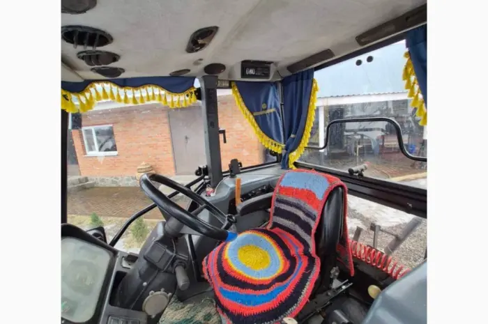 Трактор New Holland TL 105- фото № 15
