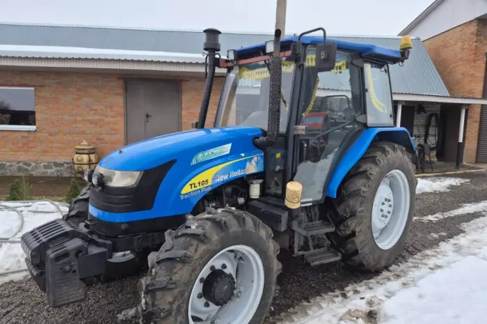 Трактор New Holland TL 105- фото № 4