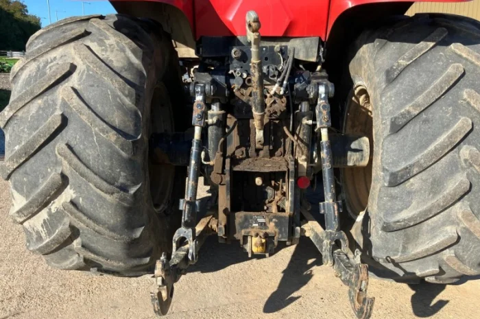 Трактор CASE IH MAGNUM 340 (2011)- фото № 13