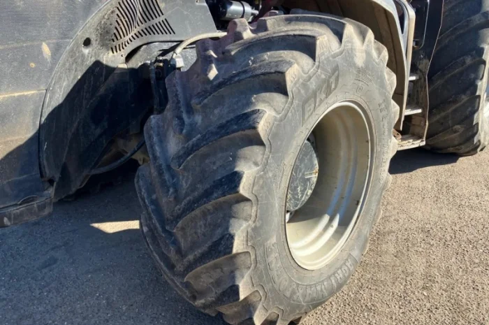 Трактор CASE IH MAGNUM 340 (2011)- фото № 19