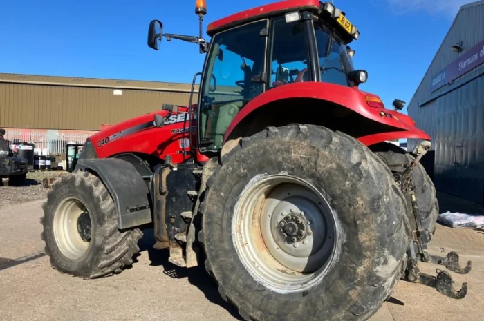 Трактор CASE IH MAGNUM 340 (2011)- фото № 4
