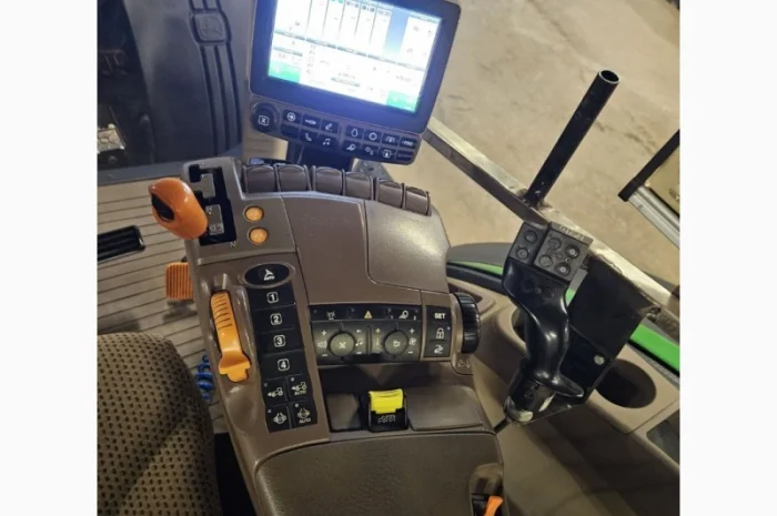 Трактор John Deere 8345 R- фото № 10