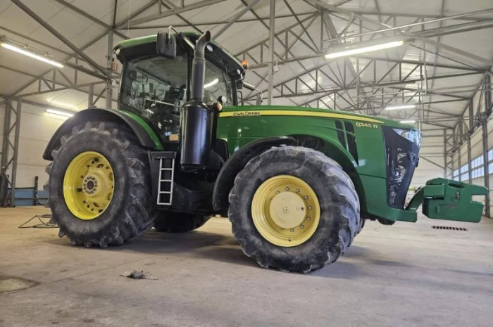 Трактор John Deere 8345 R- фото № 2