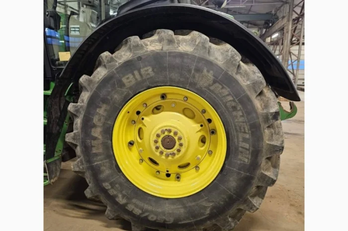 Трактор John Deere 8345 R- фото № 4