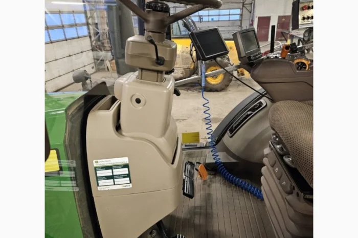 Трактор John Deere 8345 R- фото № 7