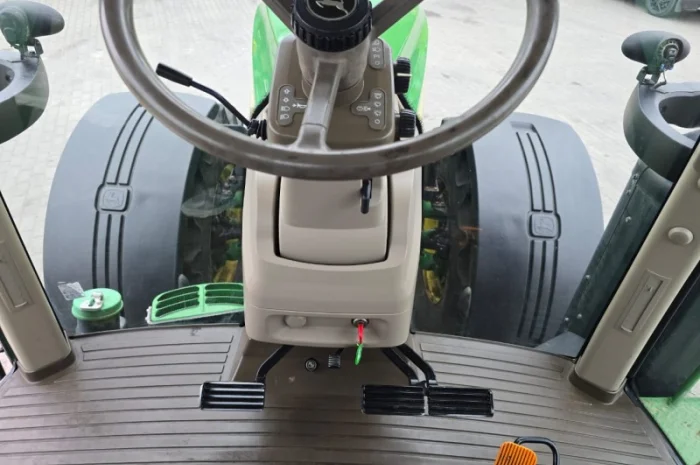 Трактор John Deere 8310R (2014) В наявності- фото № 16