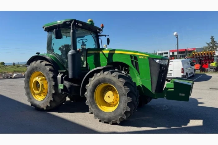 Трактор John Deere 8310R (НОВА задня шина / Powershift)- фото № 2