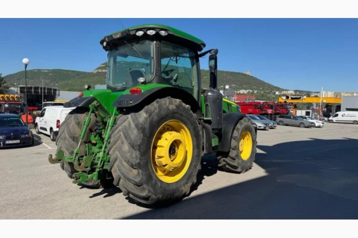 Трактор John Deere 8310R (НОВА задня шина / Powershift)- фото № 3