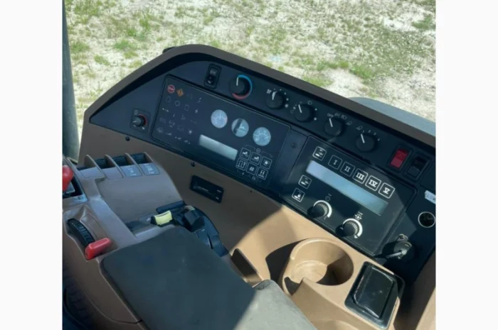Трактор John Deere 8200 (1996р)- фото № 11