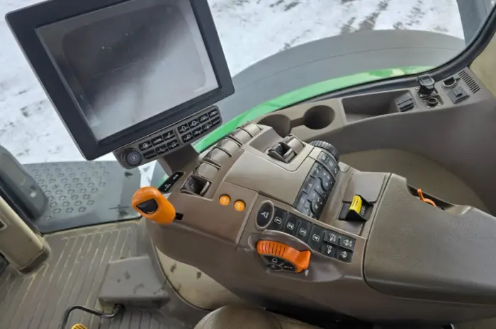 Трактор John Deere 8400R 2017р. (НОВА ГУМА!) Свіжопригнанний- фото № 5