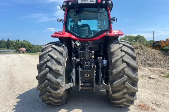 Трактор колісний VALTRA T235 VERSU- фото № 4