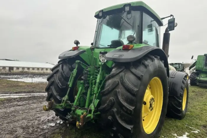 Трактор John Deere 8520- фото № 2