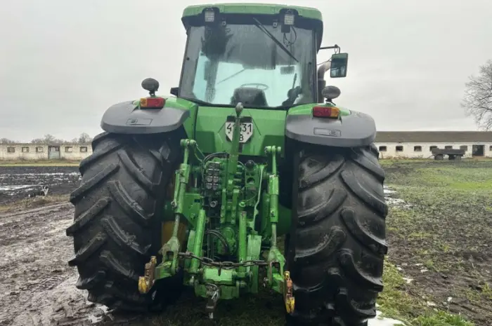 Трактор John Deere 8520- фото № 4