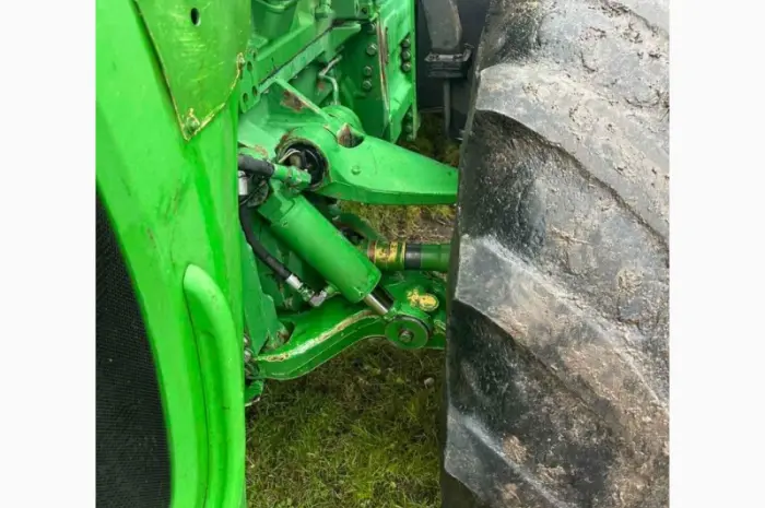 Трактор John Deere 8520- фото № 6