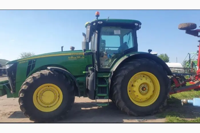 Трактор John Deere 8345R- фото № 12