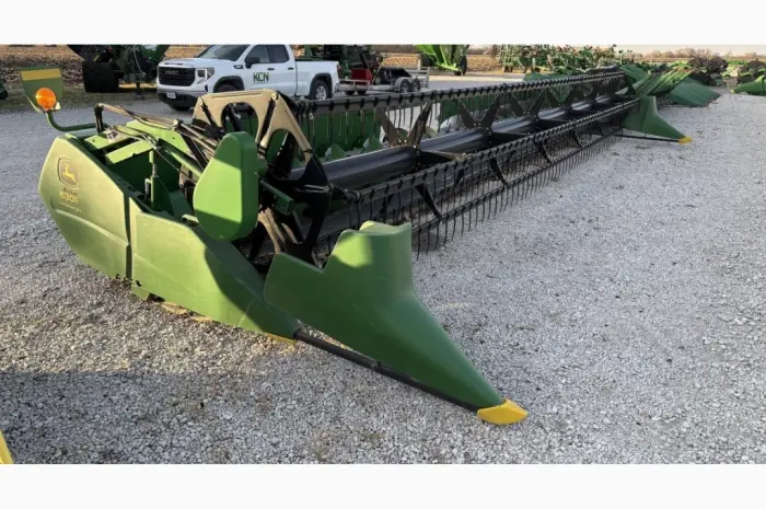 Жниварка John Deere 630 F Hydraflex шириною 9 метрів- фото № 3